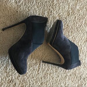 Elegant ankle boots